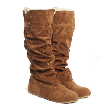 Le genou de femmes le haut poignet de lacet de bottes a augmenté des chaussures de laine intérieures